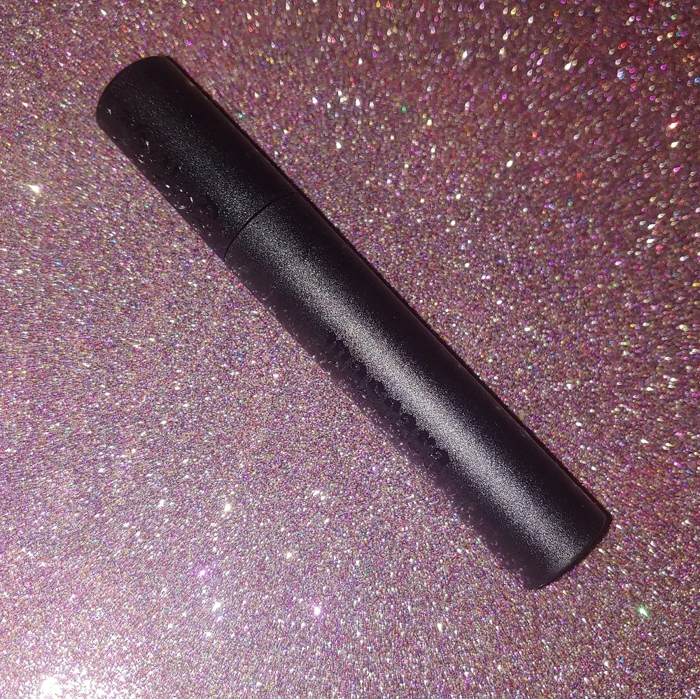 GO BIG OR GO HOME MASCARA Trooper Black KVD Kat Bon D